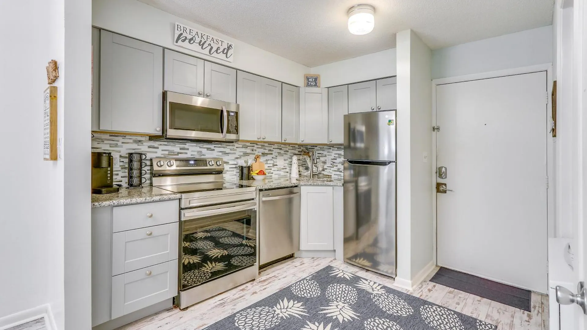 Hilton Head Getaway, Walk To And Golf Course! Apartment *