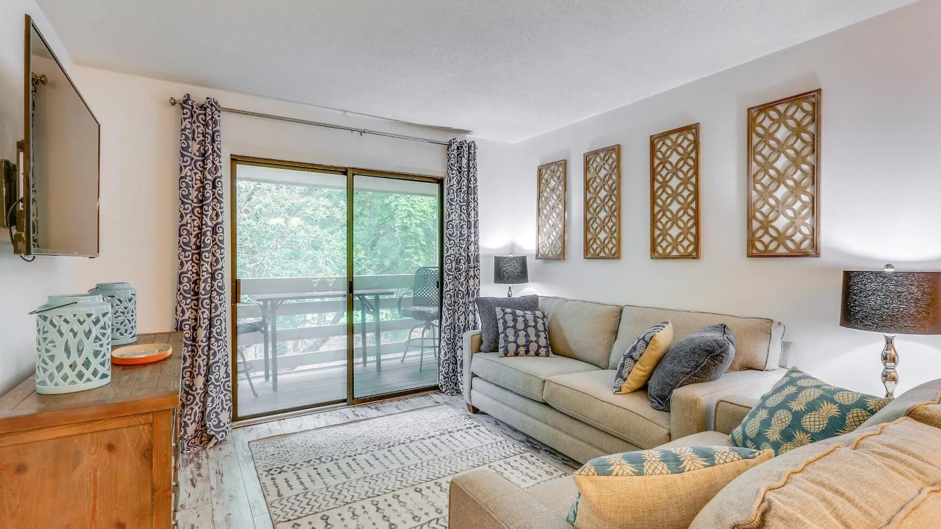 Hilton Head Getaway, Walk To And Golf Course! Hilton Head Island