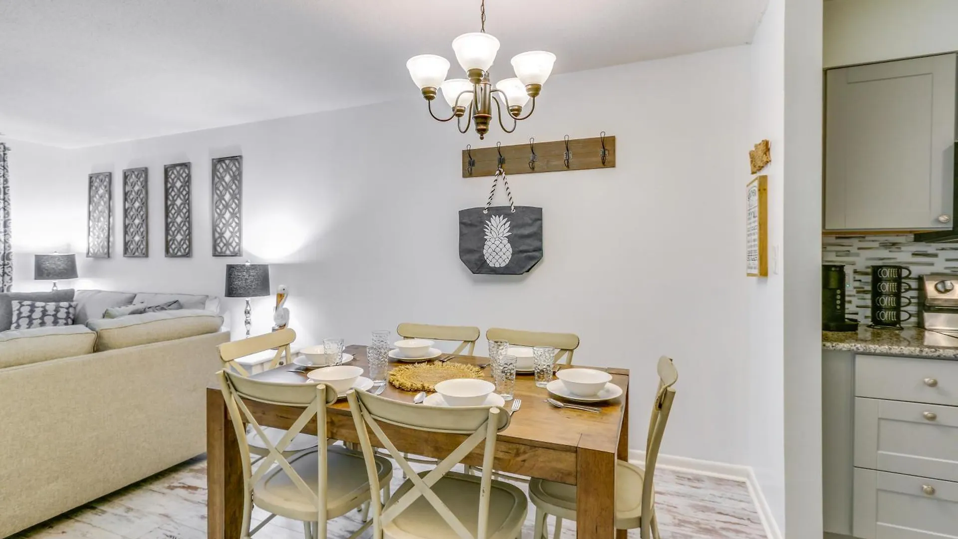 Hilton Head Getaway, Walk To And Golf Course! Apartment Hilton Head Island