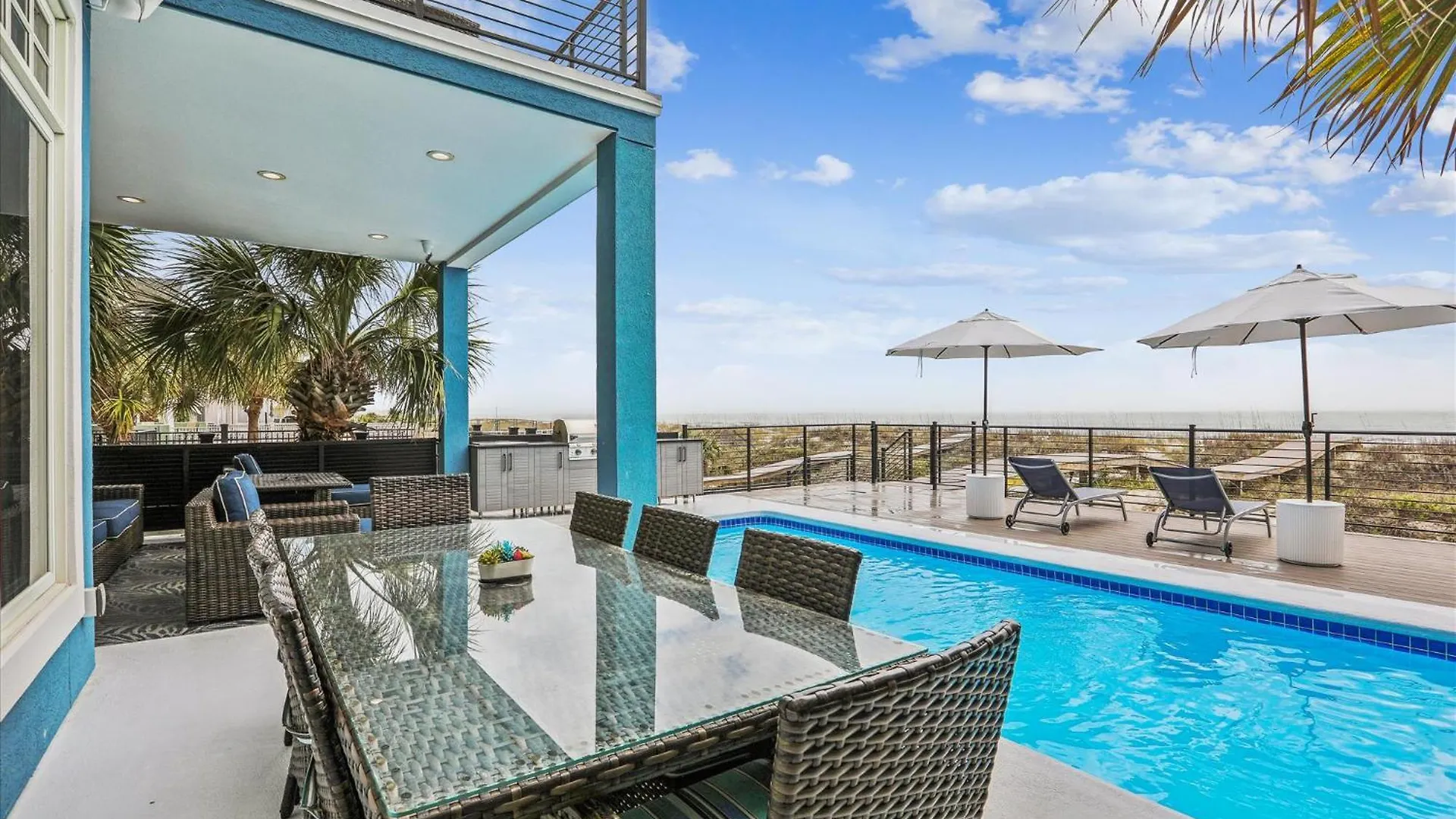 7 Singleton Place- Oceanfront, Private Pool, Renovated, Free Activities Included Holiday home Hilton Head Island