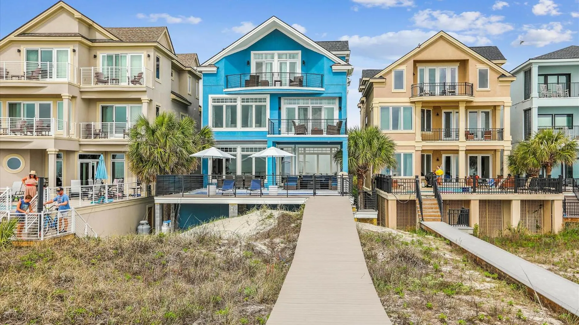 7 Singleton Place- Oceanfront, Private Pool, Renovated, Free Activities Included *