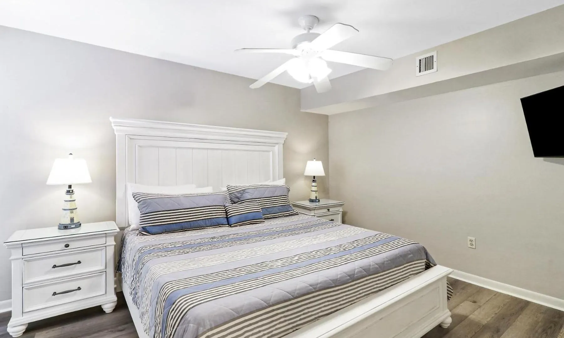 7484 Anchorage Villa