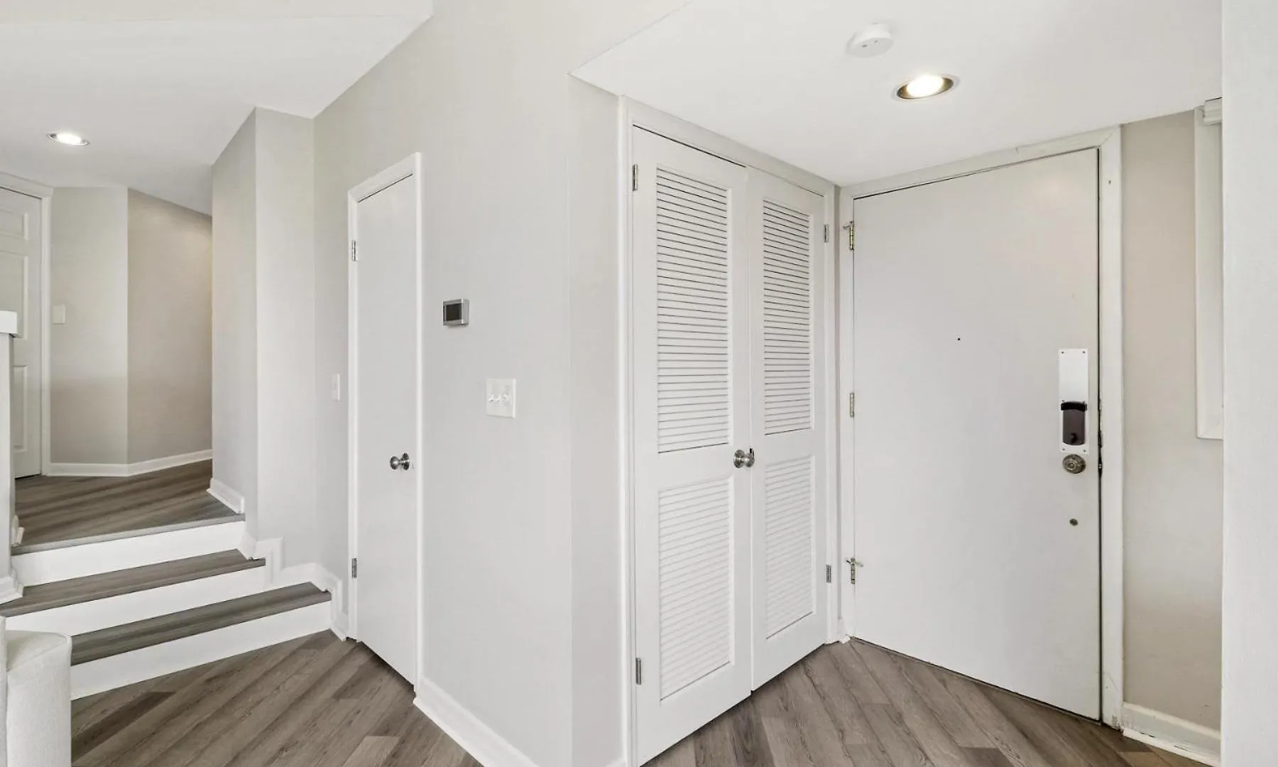 7484 Anchorage Villa *