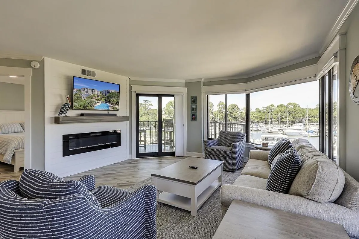 Yacht Club 7548 Villa