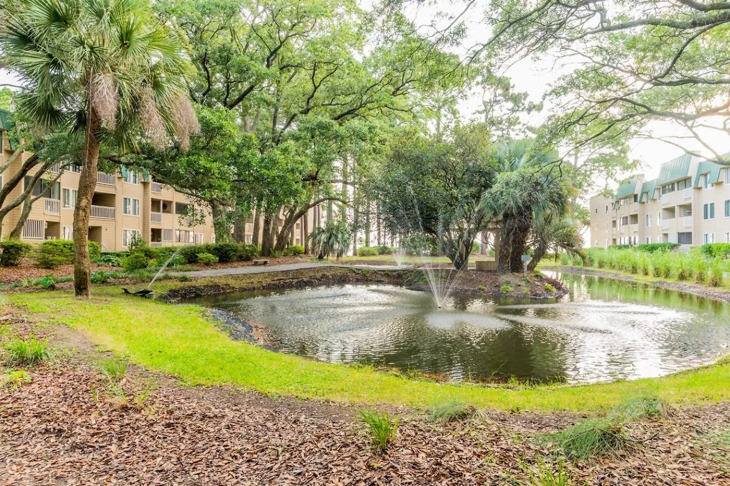 Coastal Luxe By The Hilton Head Island