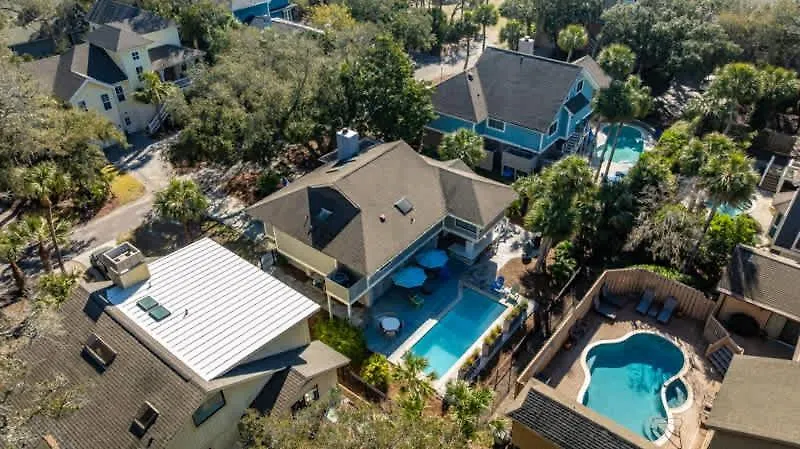 Steps To Sand 3 Bed 2 Bath With Private Pool Holiday home *