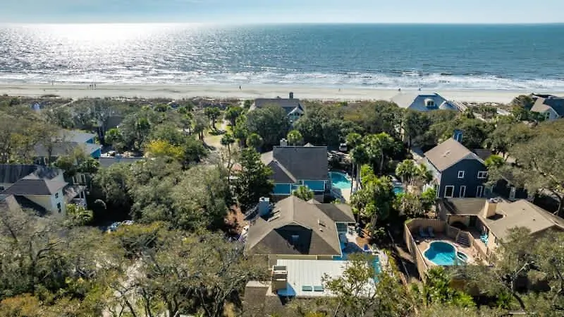 Steps To Sand 3 Bed 2 Bath With Private Pool * Hilton Head Island