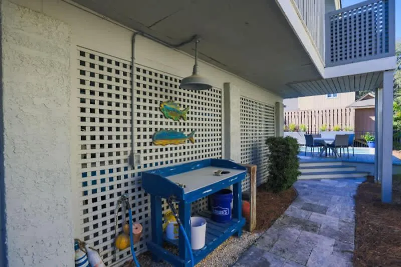 Steps To Sand 3 Bed 2 Bath With Private Pool Holiday home *