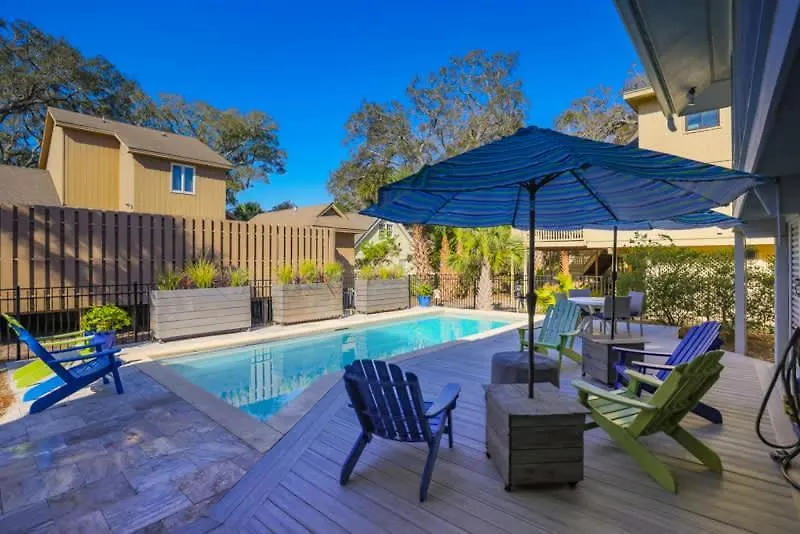 Steps To Sand 3 Bed 2 Bath With Private Pool * Hilton Head Island