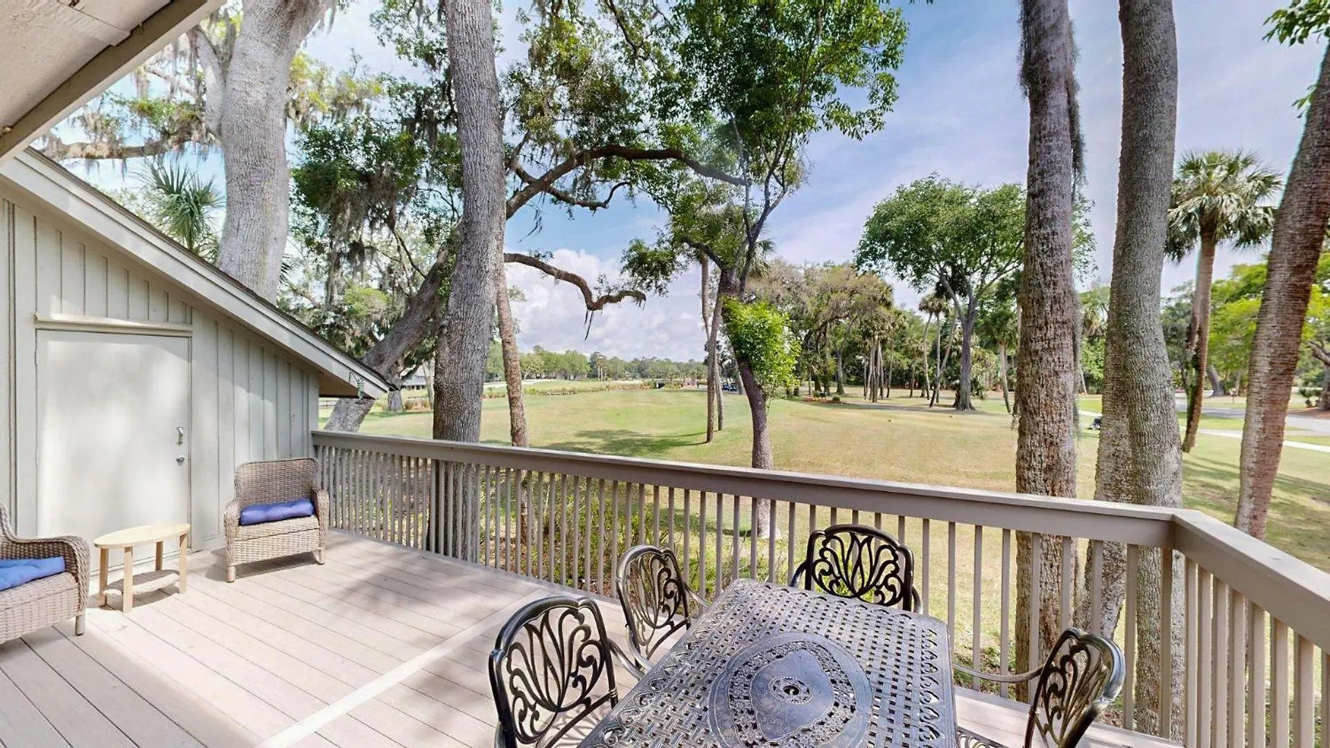 911 Inverness Village Villa