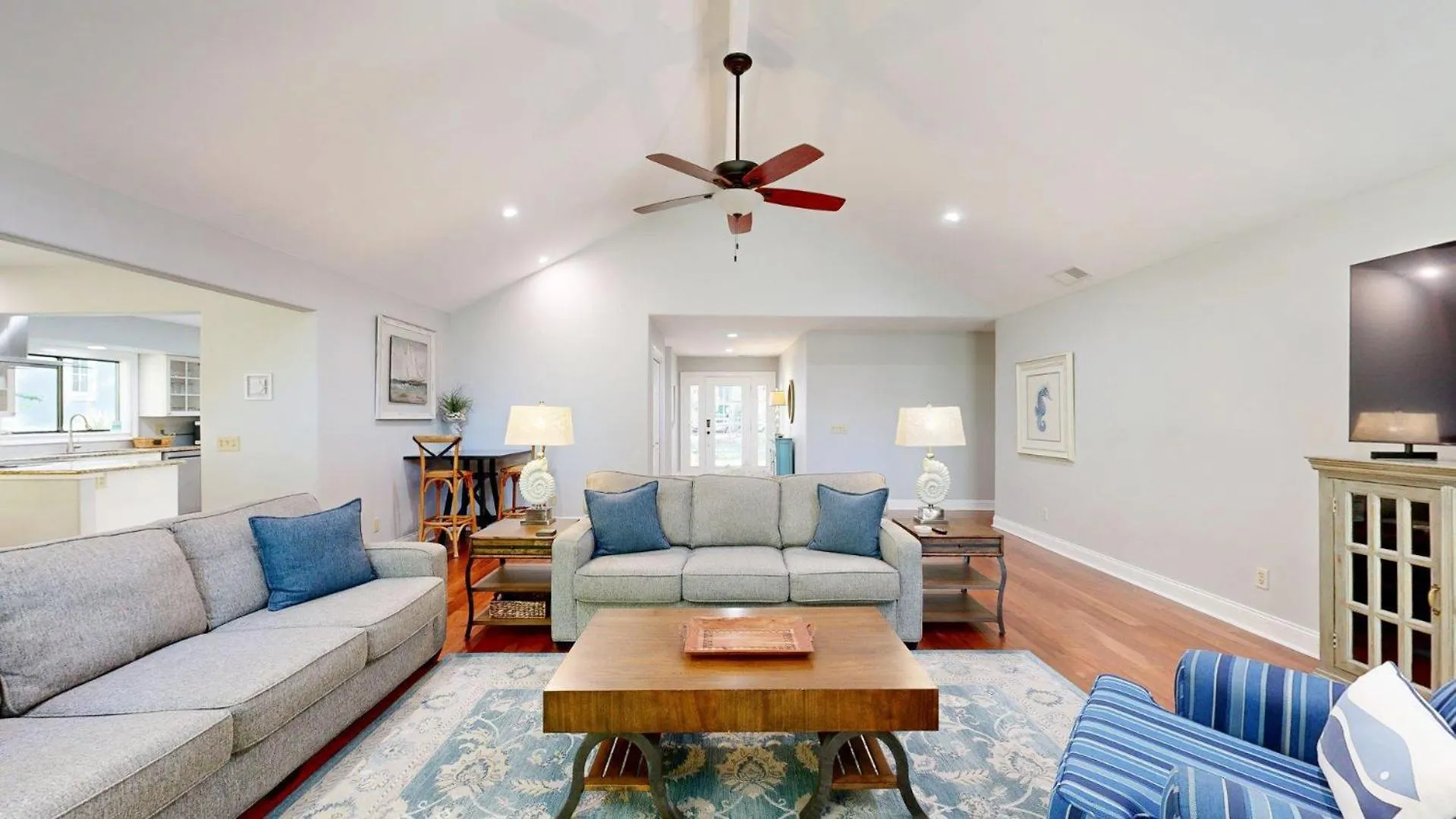19 Heath Dr