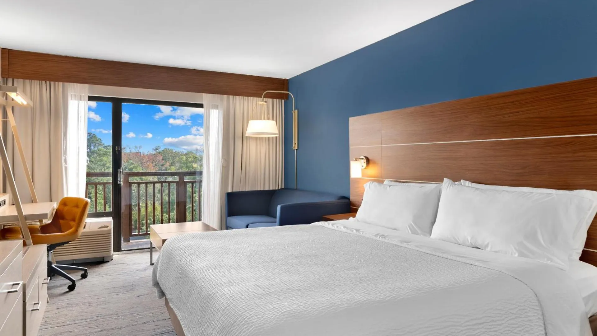 Express By Ihg 3*