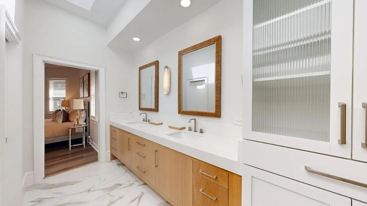 8 Flagg Dr Holiday home