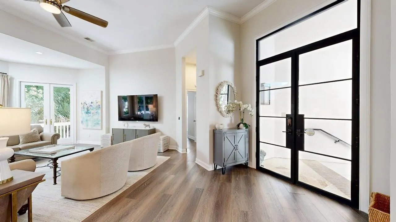 8 Flagg Dr Holiday home *