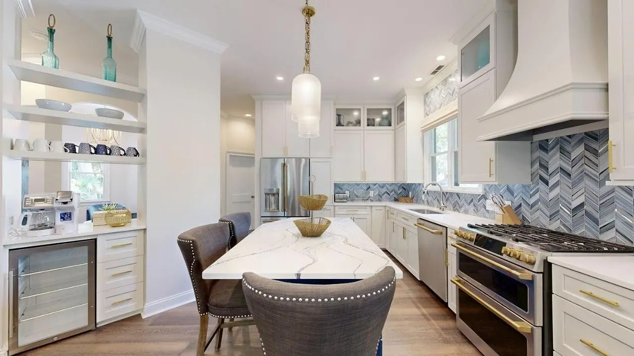 8 Flagg Dr Holiday home