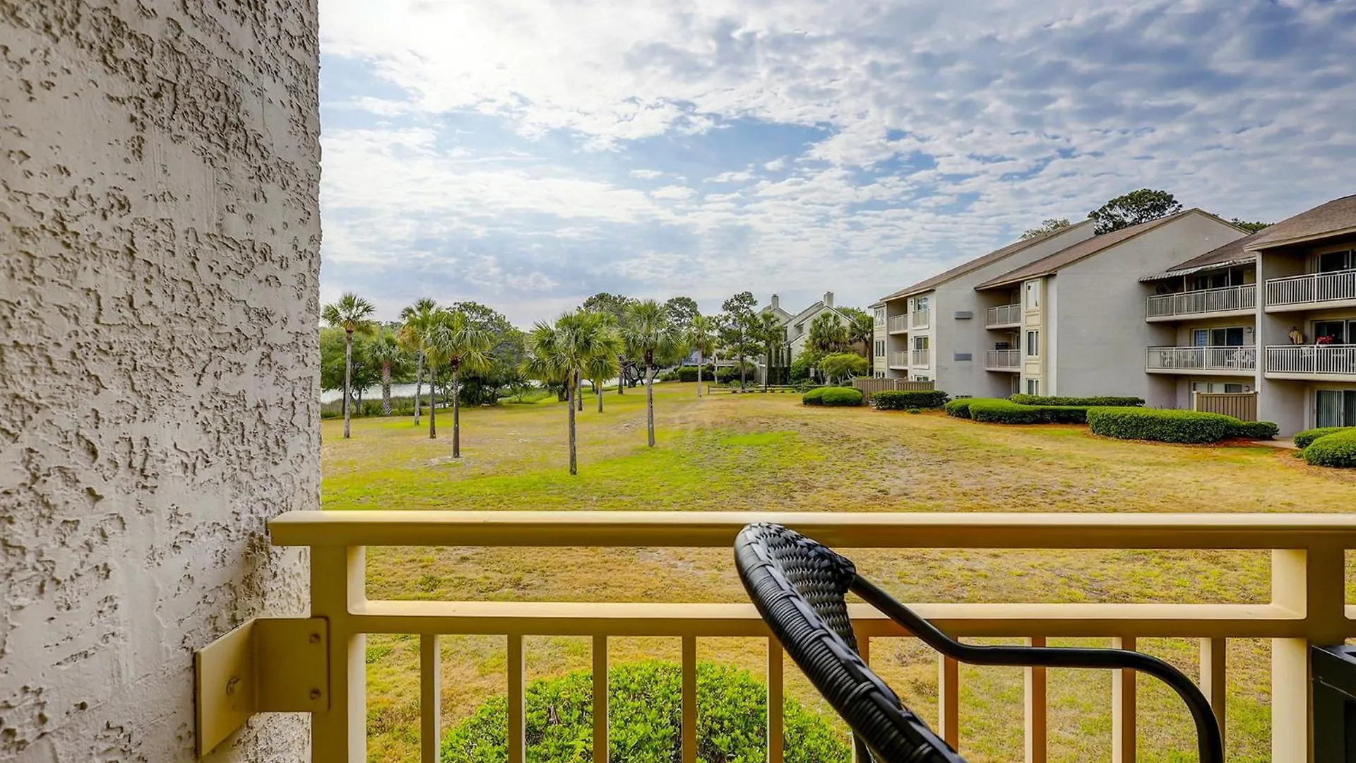 1737 Bluff Renovated Tommy Bahama Water Views Sleeps 6 Sea Pines * 힐튼 헤드 아일랜드