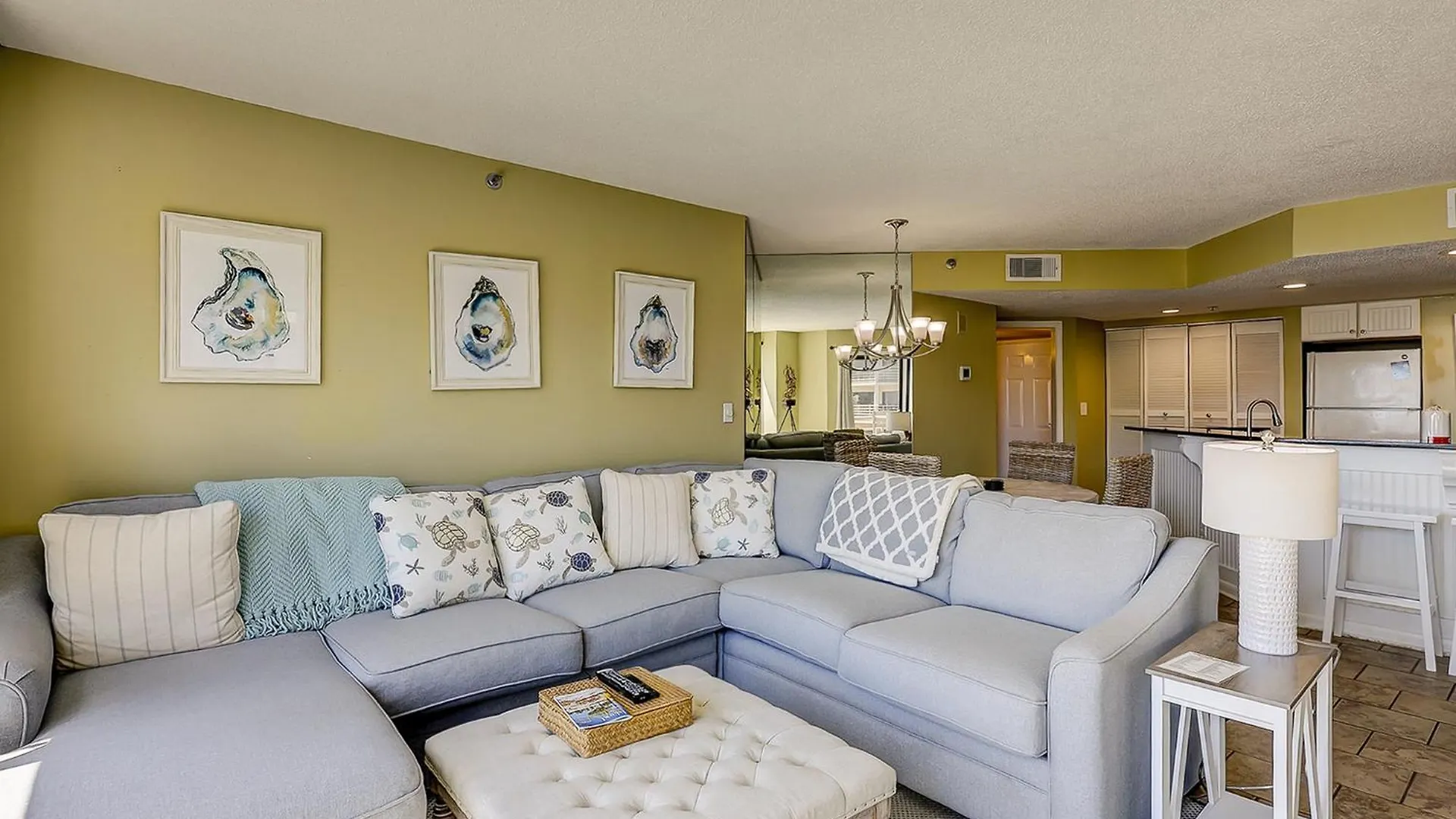 3422 Villamare Updated Luxury 2 Bedroom Ocean & Pool Views King 2 Queens Twin Sleeper