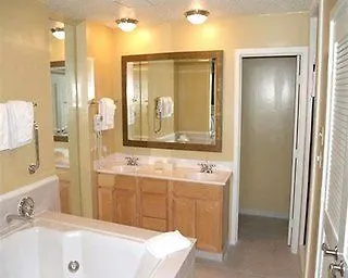 Marriott's Monarch At Sea Pines Hotel 3*
