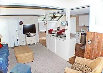 Apartment Shipyard By Seashore Vacations *