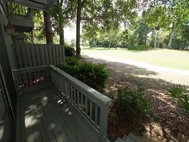 Apartment Hickory Cove 18 *