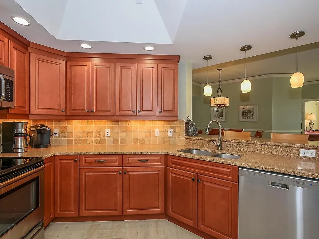 Villa 4202 Windsor Court North *