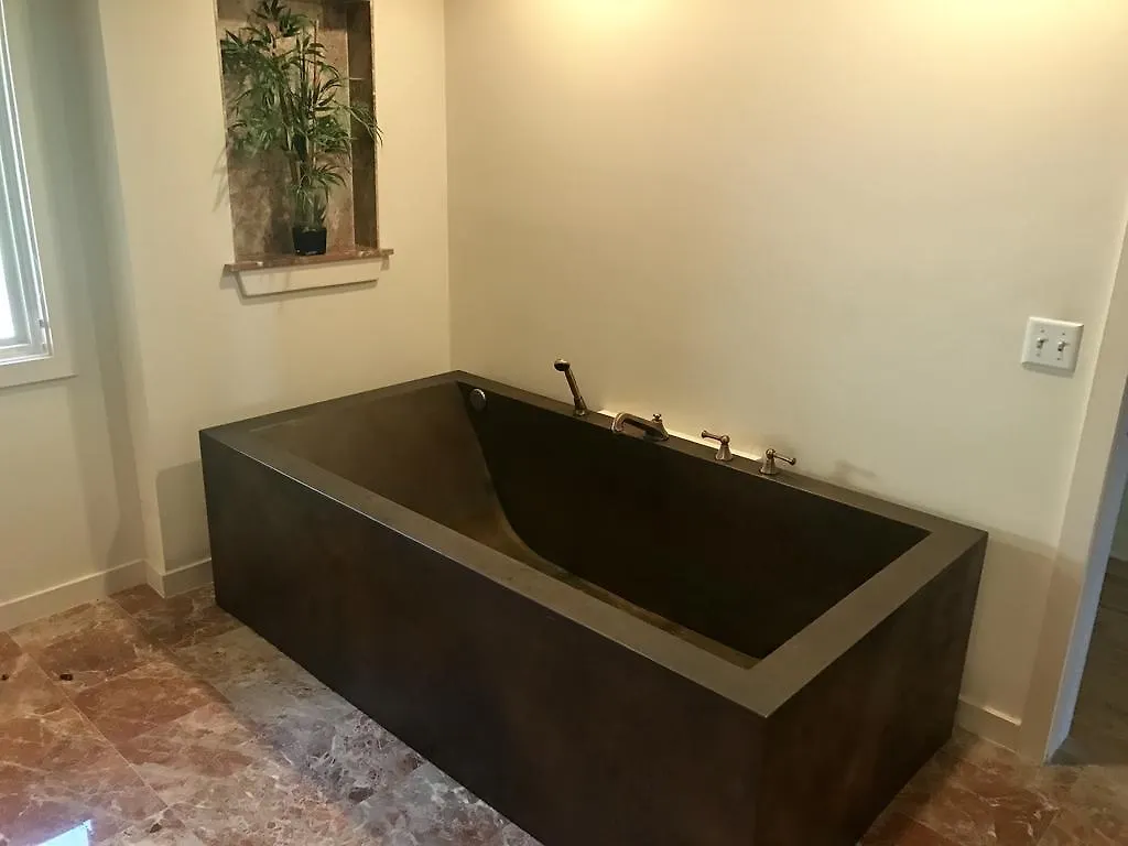 Direct Oceanfront Luxury Home- Cassina Palms Holiday home