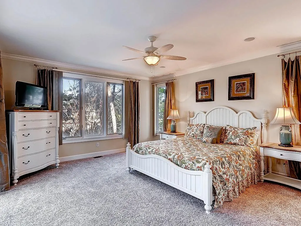 3 Pyxie Lane Holiday home *