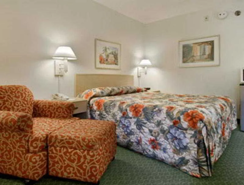 Carolina A Days By Wyndham Hotel 3*