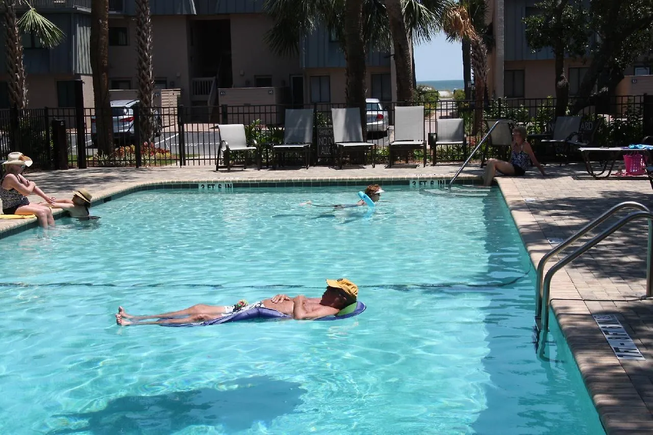 Villa Ocean Villas Deluxe - Oceanfront - Steps To Beach - Great Location - Heated Pool April Hilton Head Island