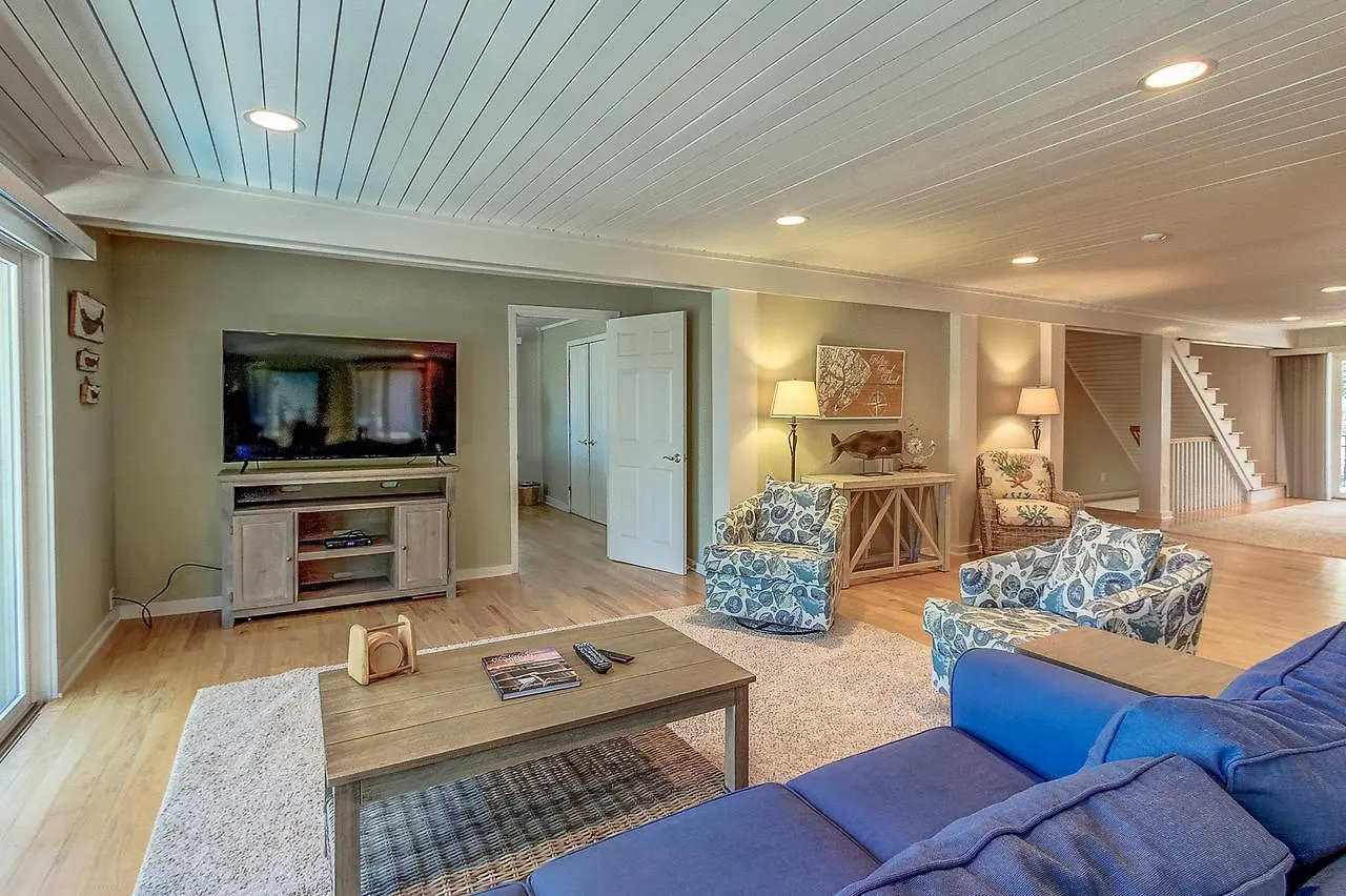 Holiday home Direct Oceanfront Luxury Home- Cassina Palms