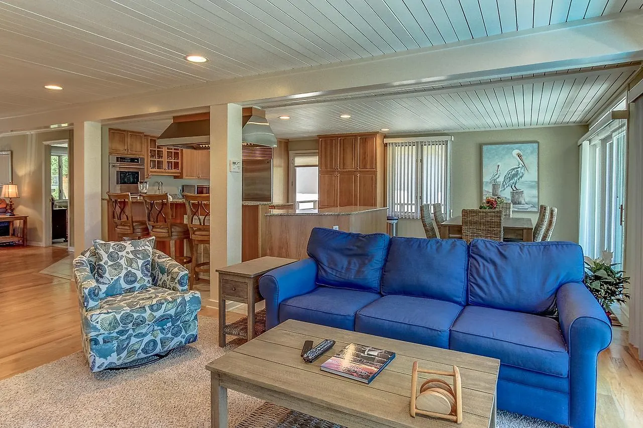 Direct Oceanfront Luxury Home- Cassina Palms Holiday home