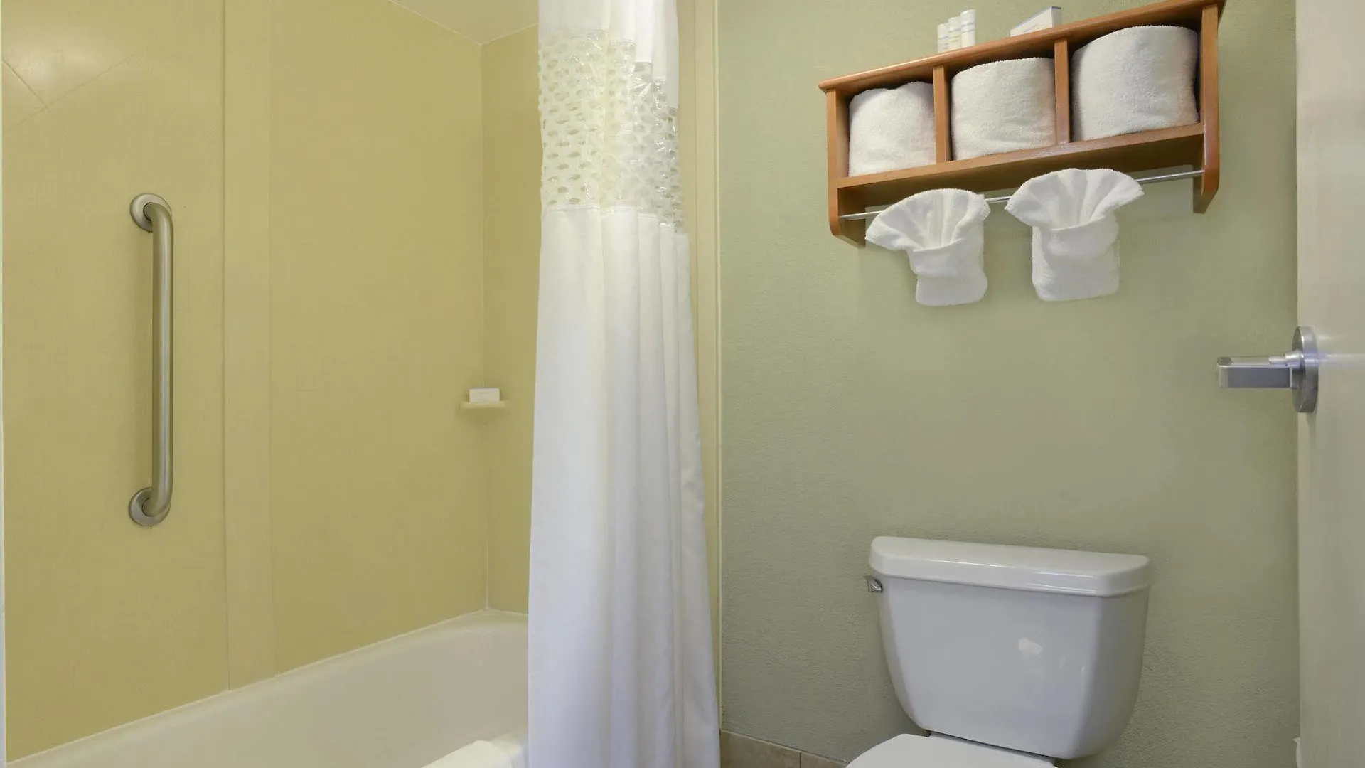 Hampton Hilton Head Hotel