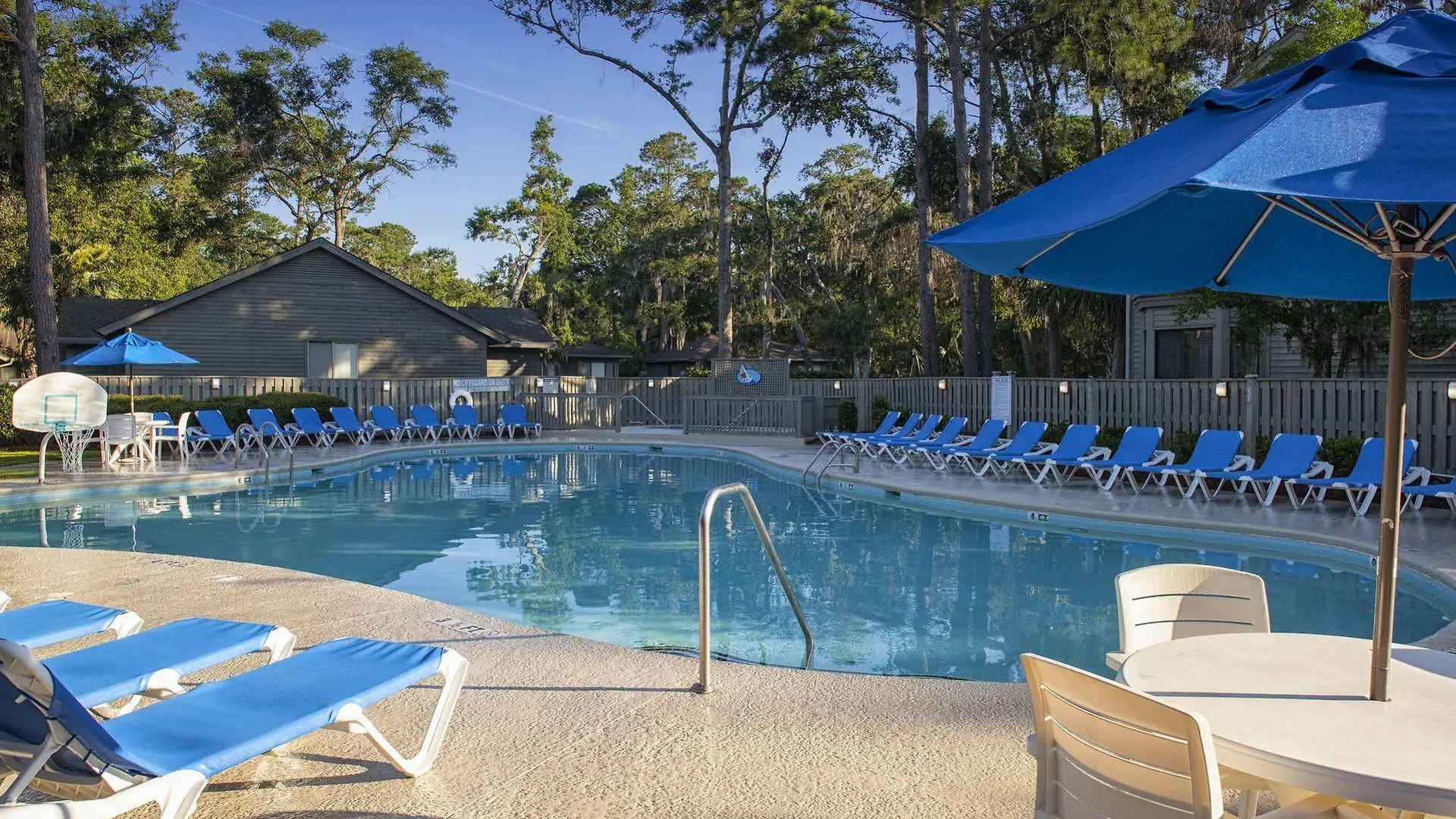 Shipyard By Spinnaker Resort 3*