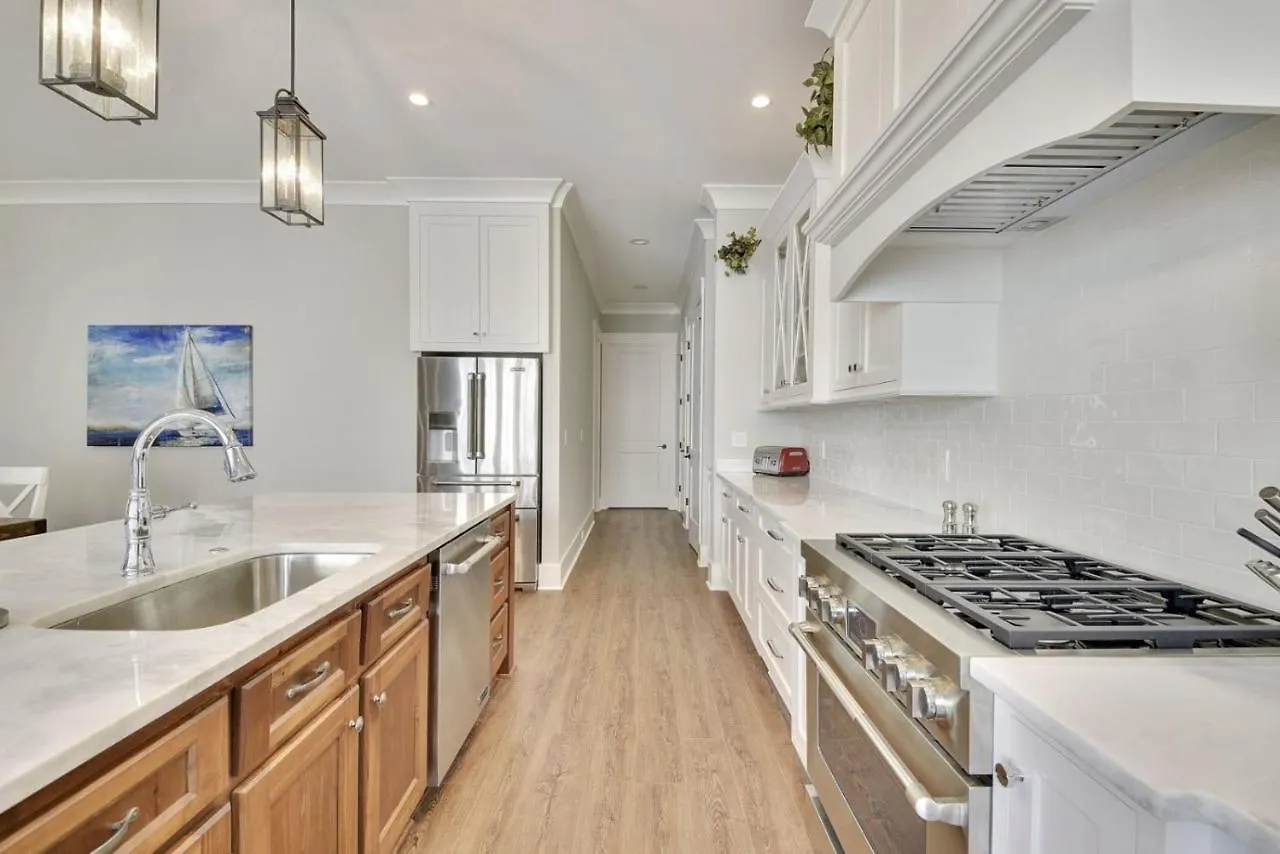 Dollar 19 Holiday home *