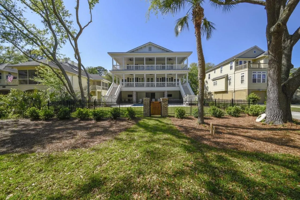 Dollar 19 Holiday home *