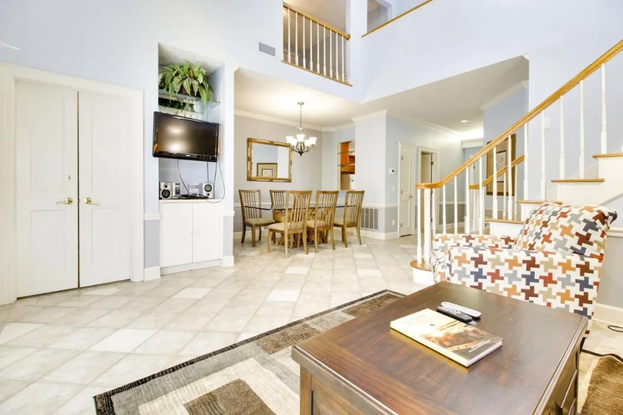 Devonshire 112 Apartment *