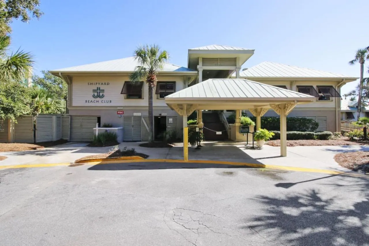 Colonnade Club 206 * Hilton Head Island