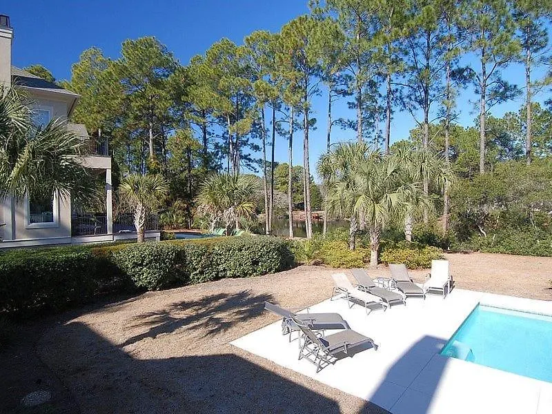 Full Sweep 67 * Hilton Head Island