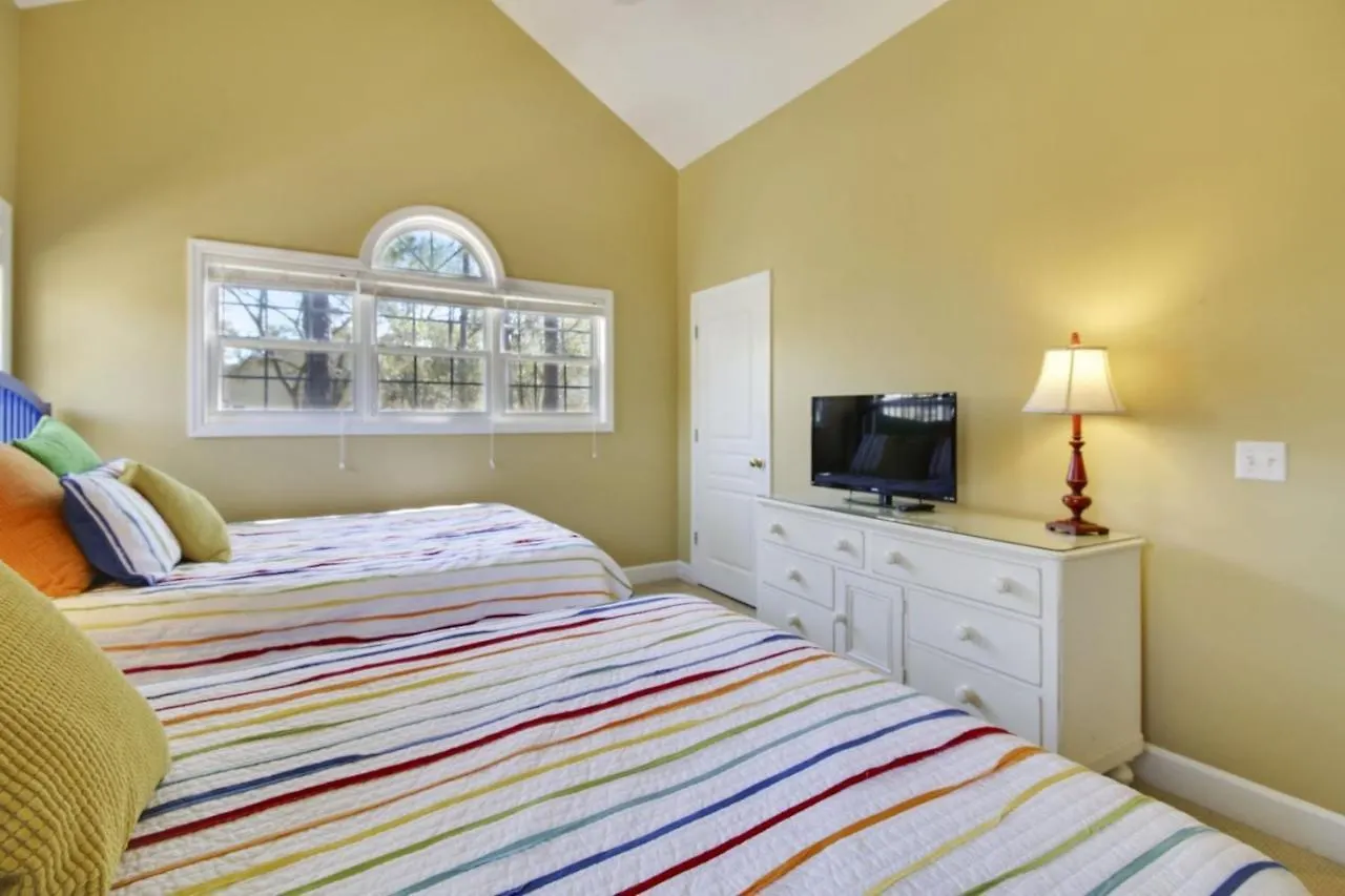Lyons 12 Holiday home
