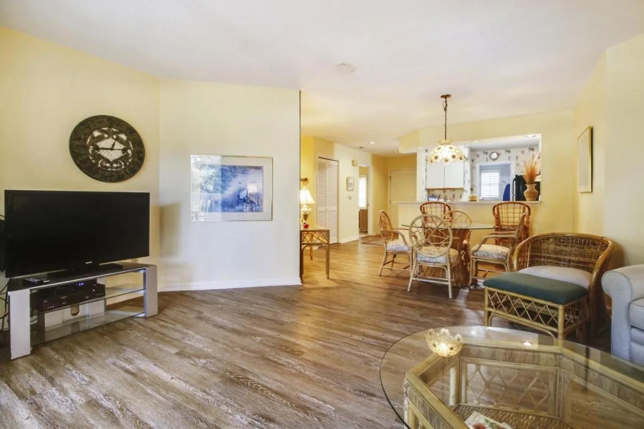 Holiday home Colonnade Club 176