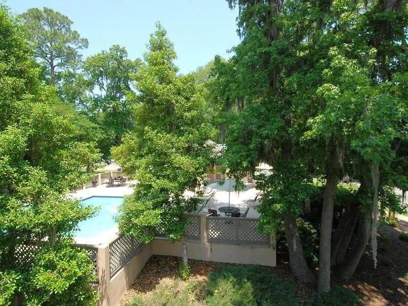 Colonnade Club 174 Hilton Head Island