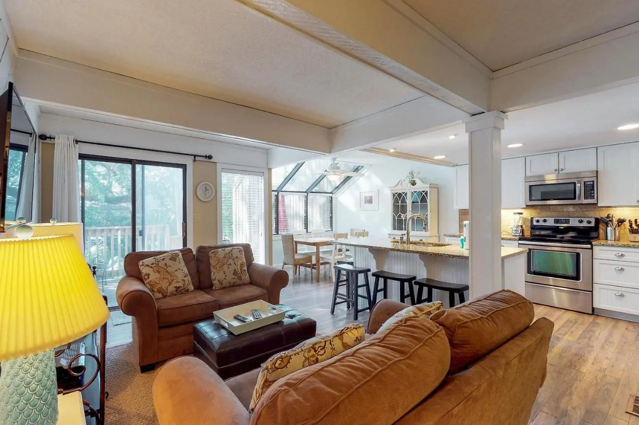 Apartment Beachwalk 104
