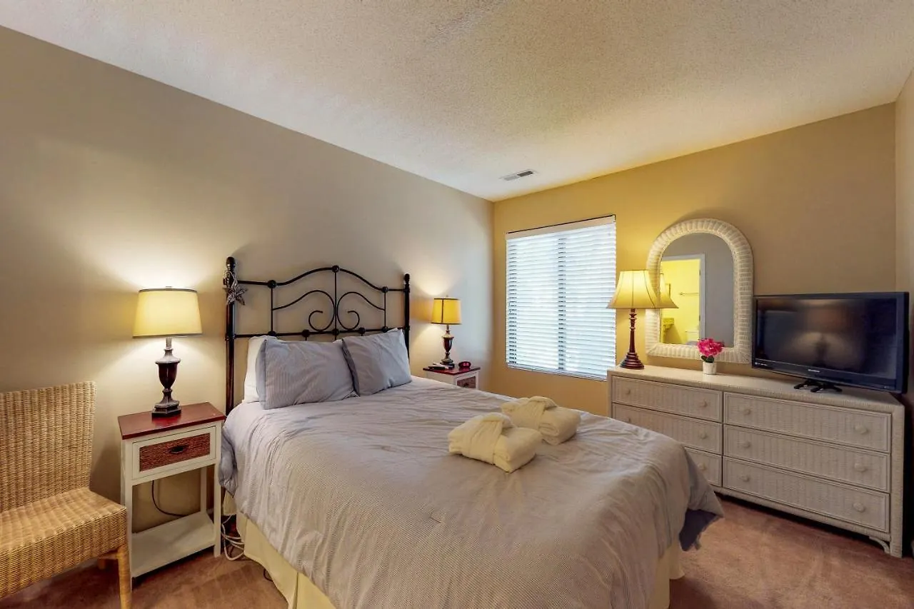 Apartment Beachwalk 104