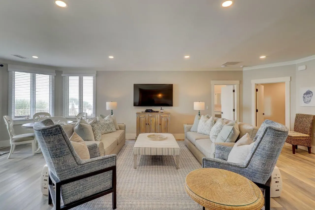 Villa 3001 Turtle Lane Club