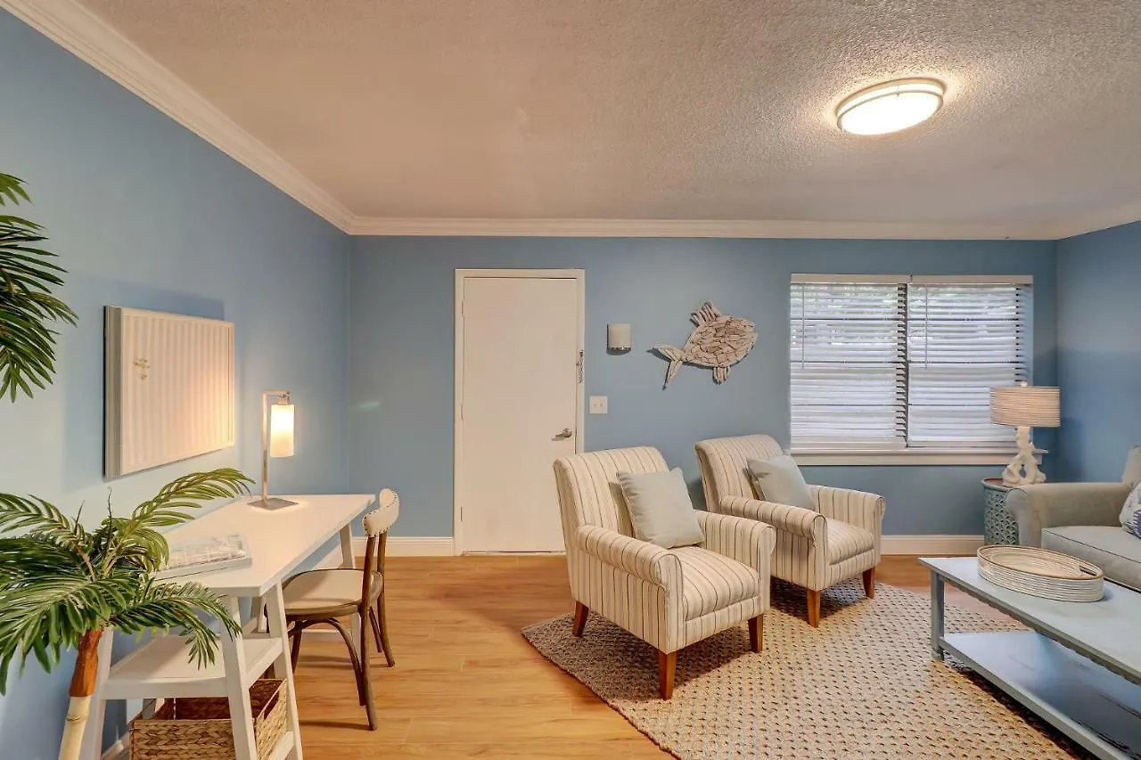 Holiday home Away #61 *