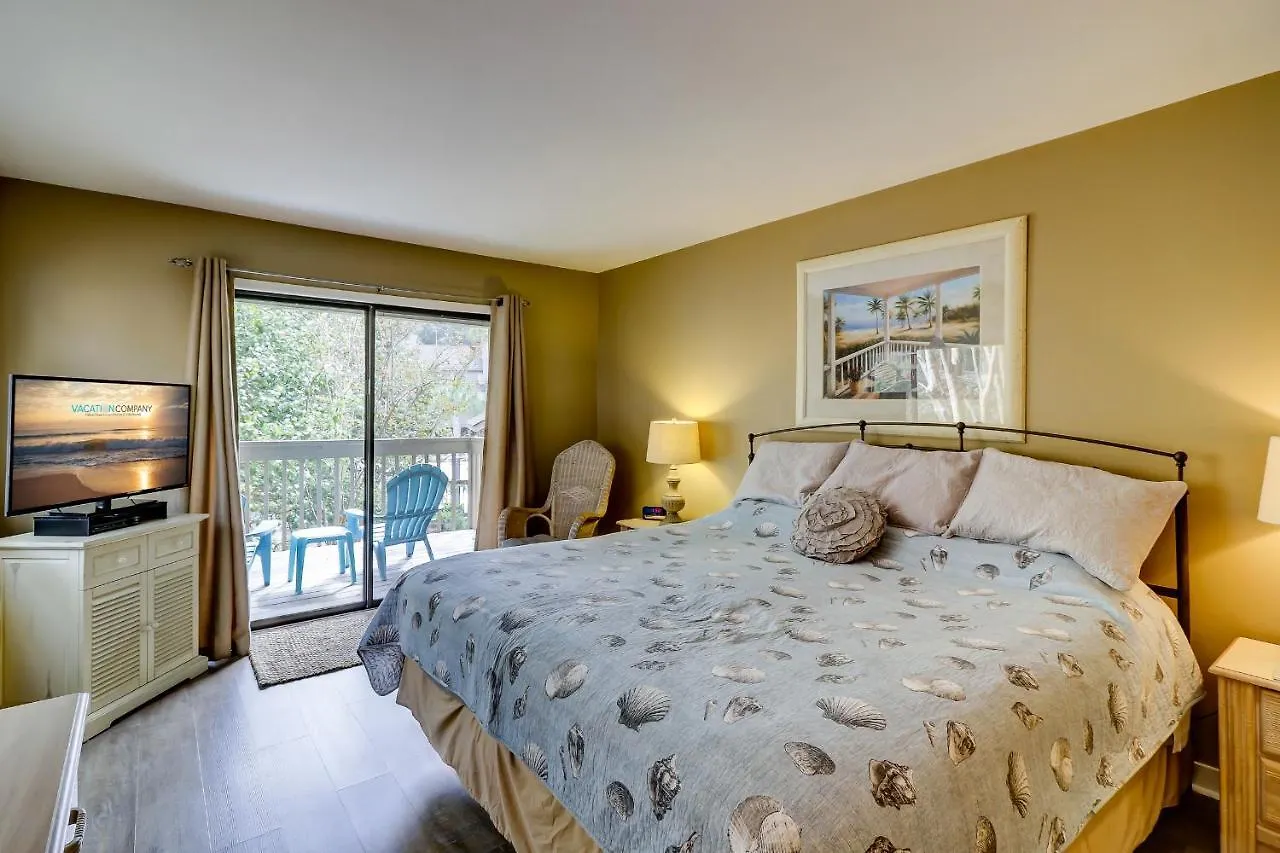 73 74 Moorings Villa *