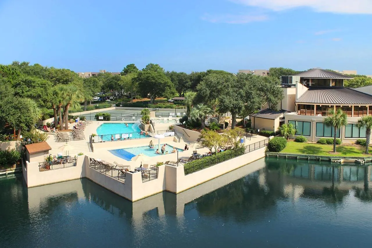 Island Club 2 Apartment