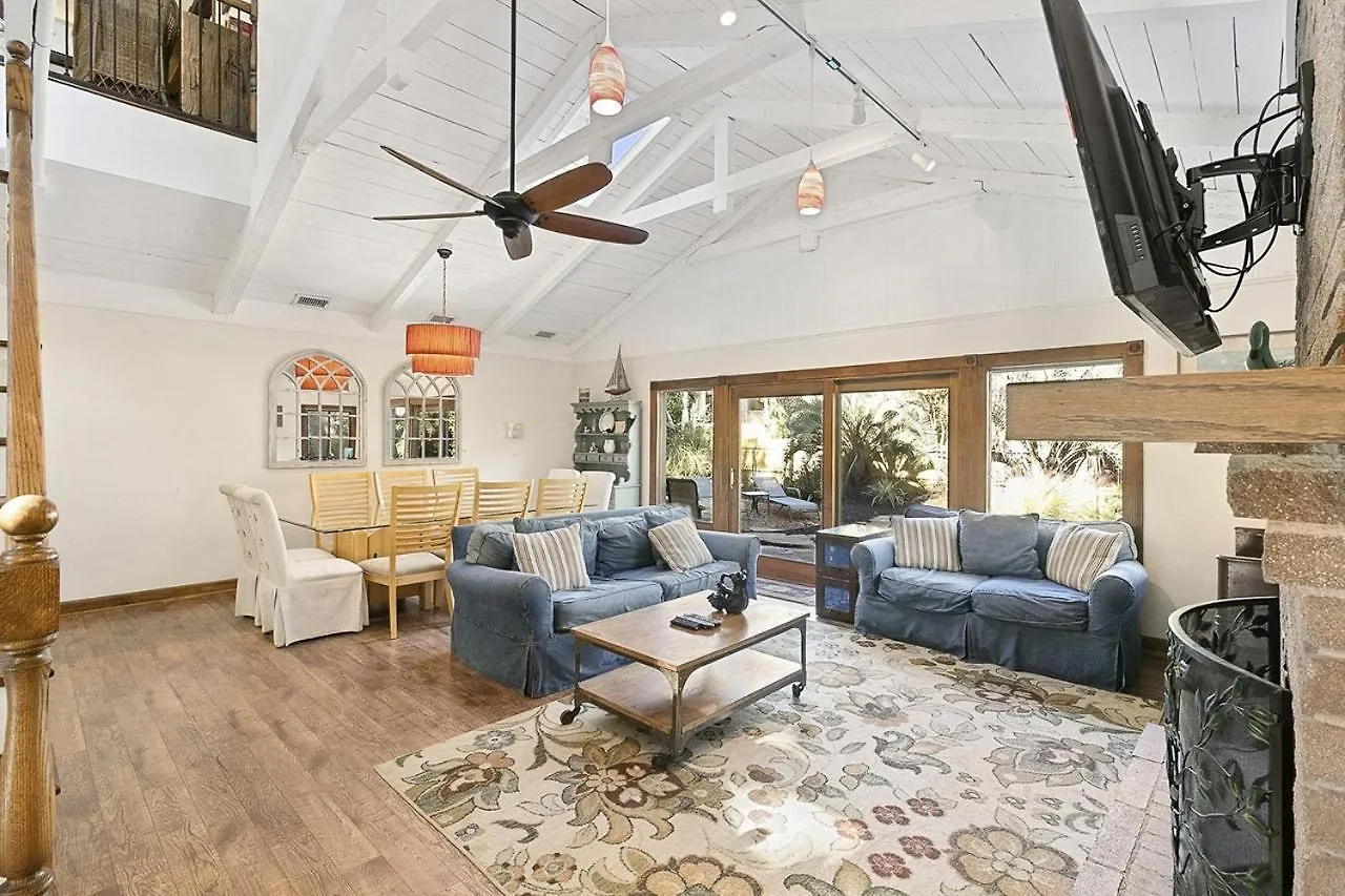 Island Oasis * Hilton Head Island