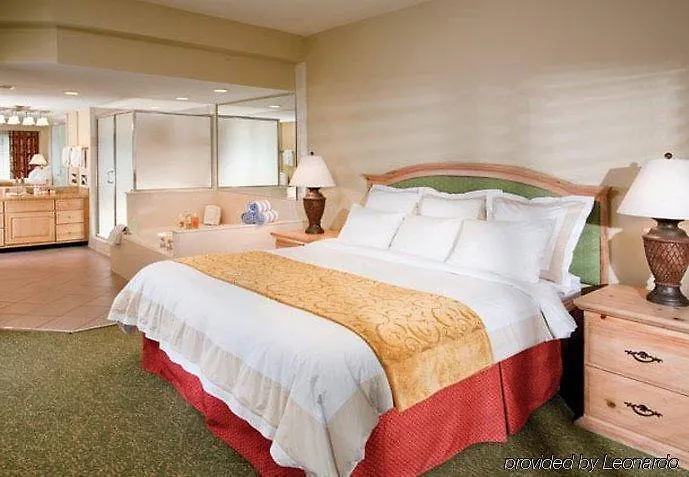 Marriott's Harbour Point And Sunset Pointe At Shelter Cove Hotel