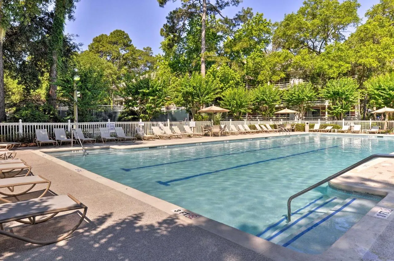Resort-style Hilton Head - Walk To Beach! Apartmán